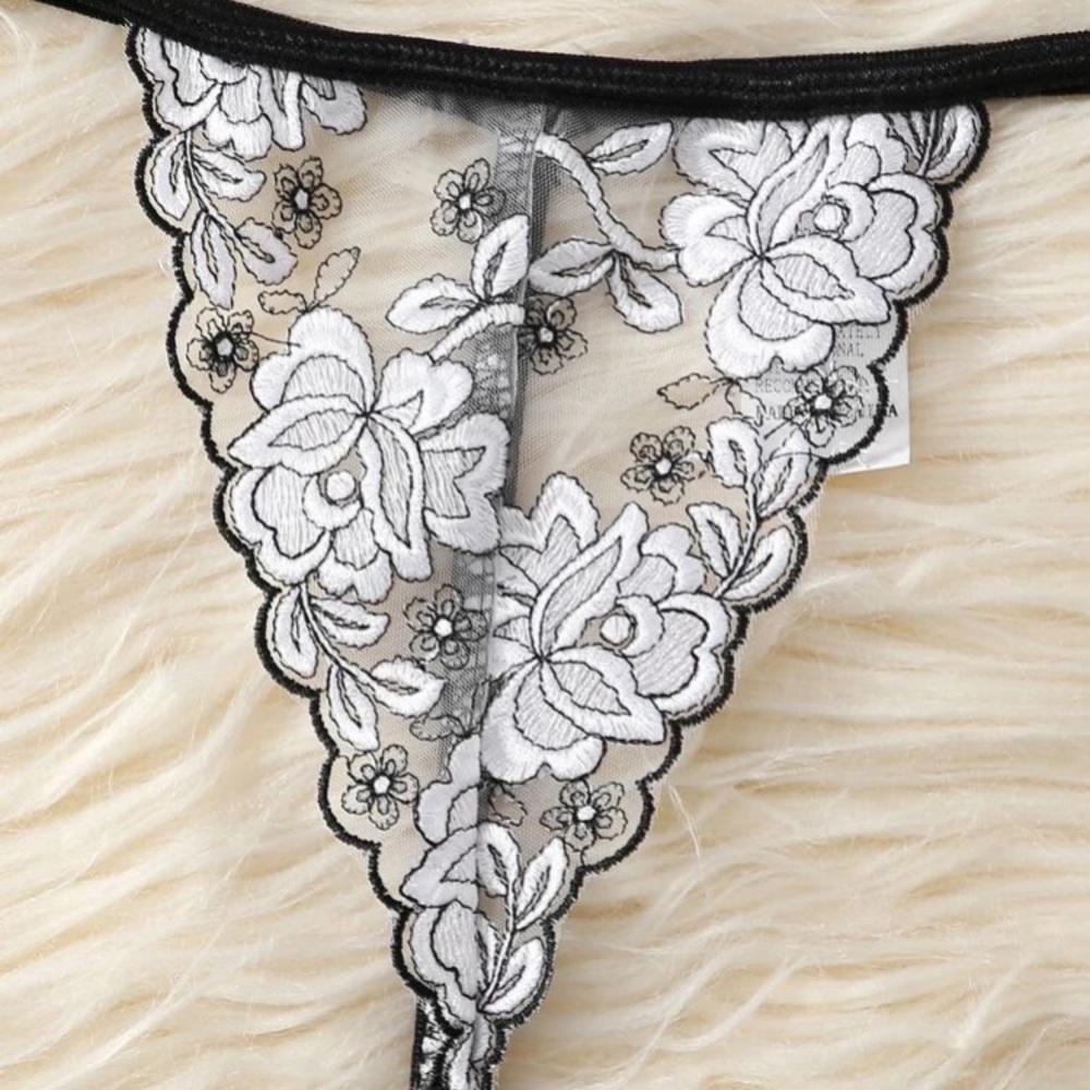 New Black & White Small Floral Embroidered Bra & Thong Lingerie Set - Picture 4 of 7